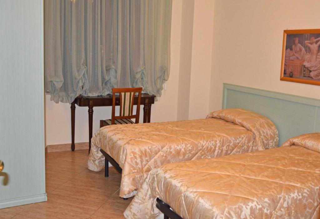 B&B Casa Cavour San Benedetto del Tronto Quarto foto